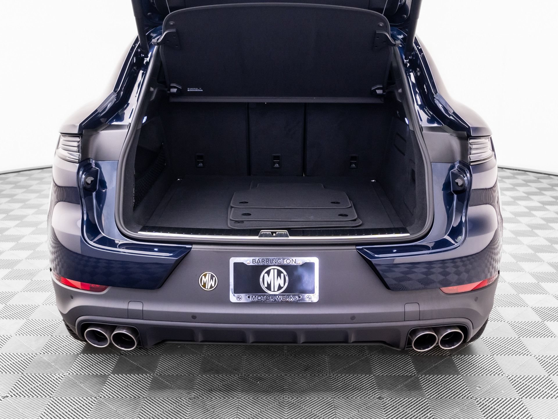 New 2026 Porsche Cayenne S AWD/4WD image 36