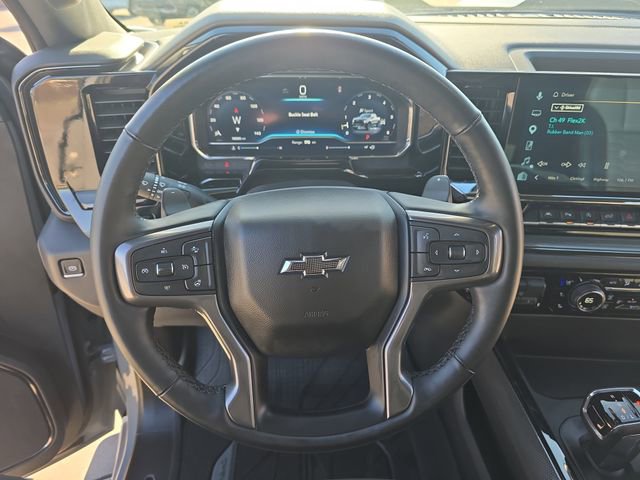 Used 2025 Chevrolet Silverado 1500 ZR2 w/ Technology Package AWD/4WD image 17
