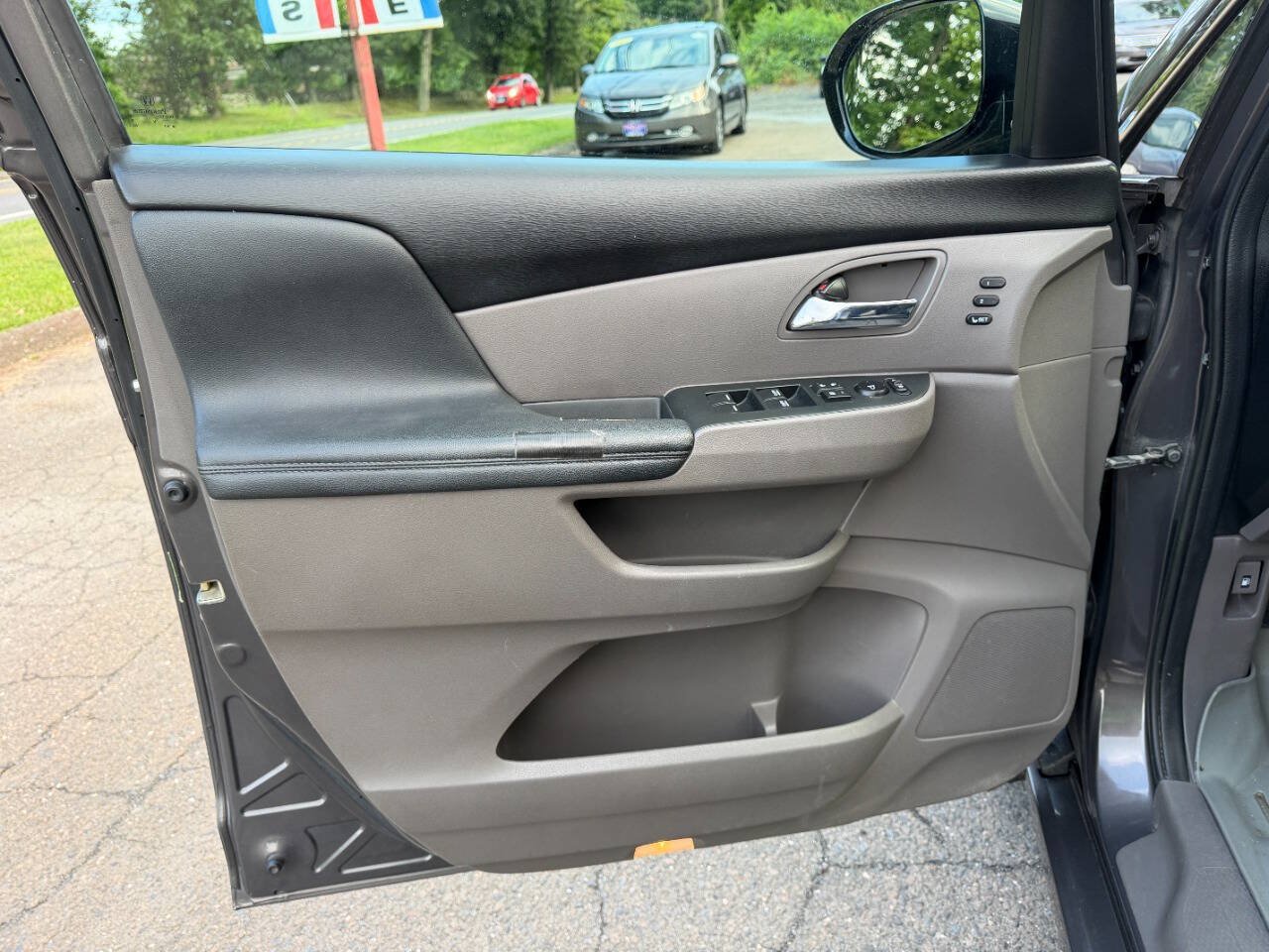 Used 2016 Honda Odyssey Touring image 38
