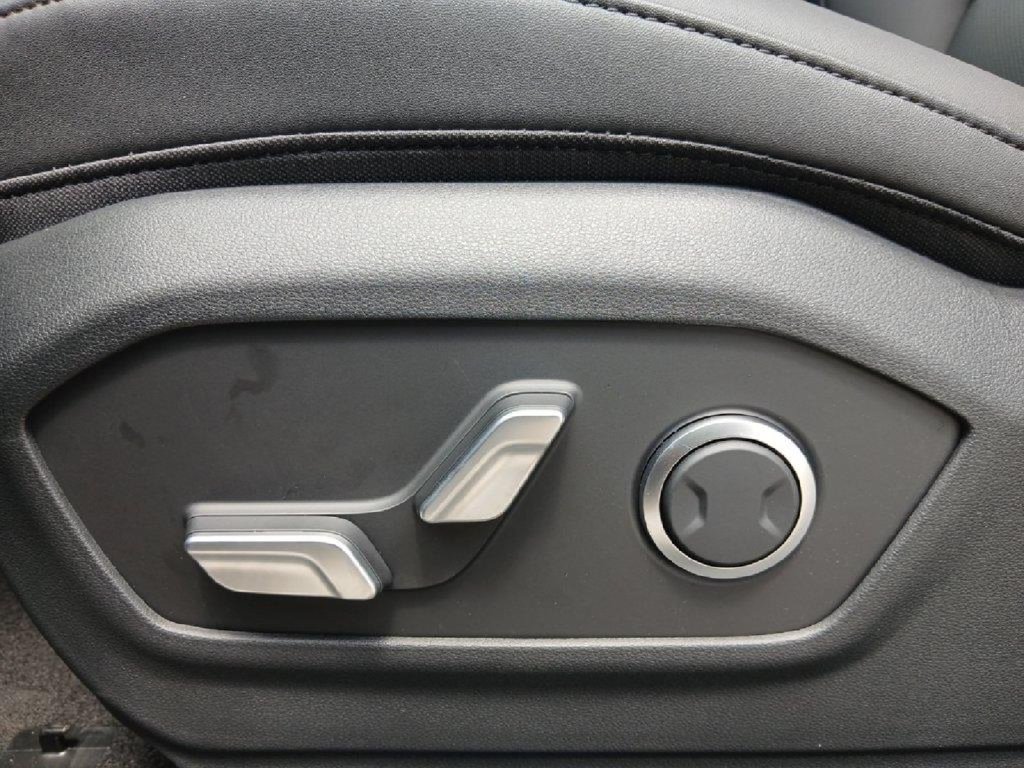 New 2026 Hyundai Santa Fe SEL FWD image 16