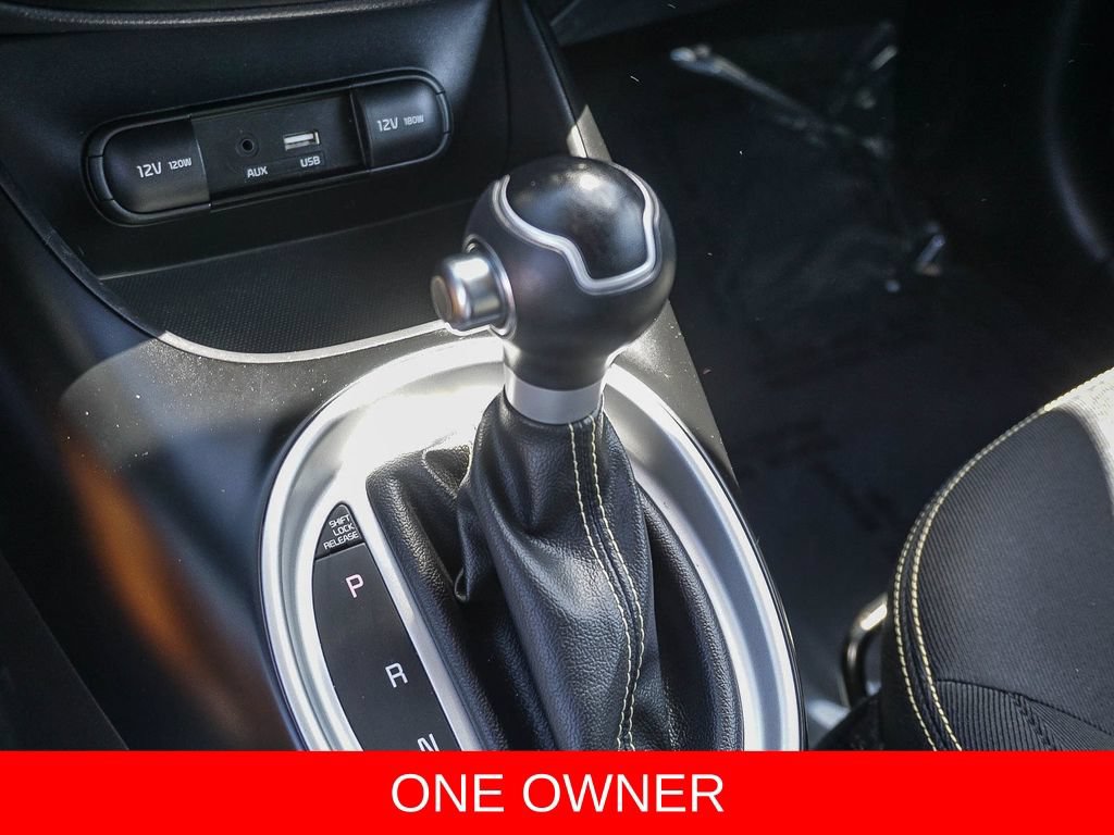 Used 2016 Kia Soul + FWD image 22