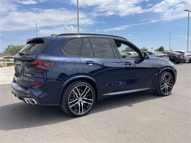 New 2026 BMW X5 M60i image 6