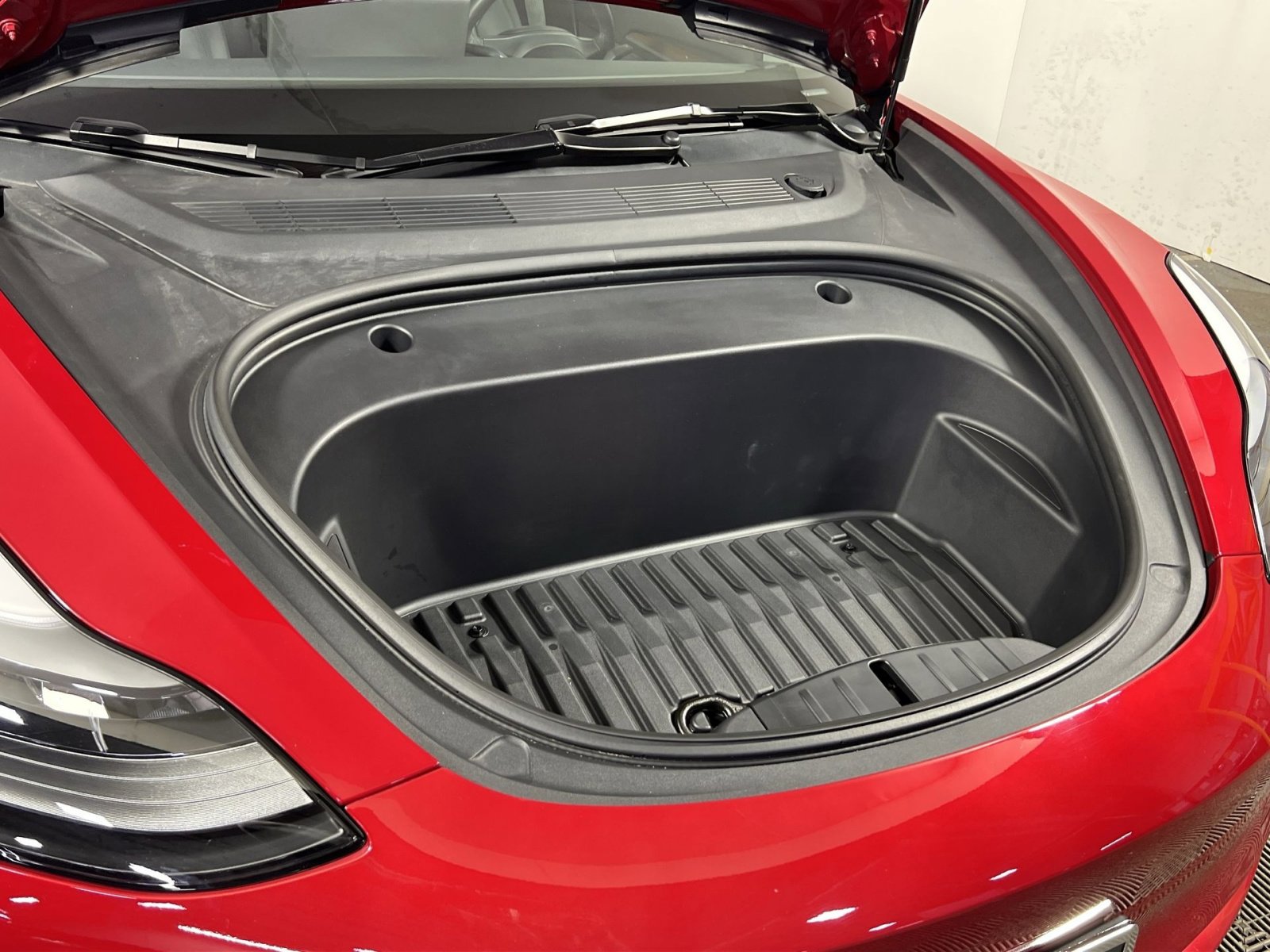 Used 2023 Tesla Model 3 Standard Range image 29