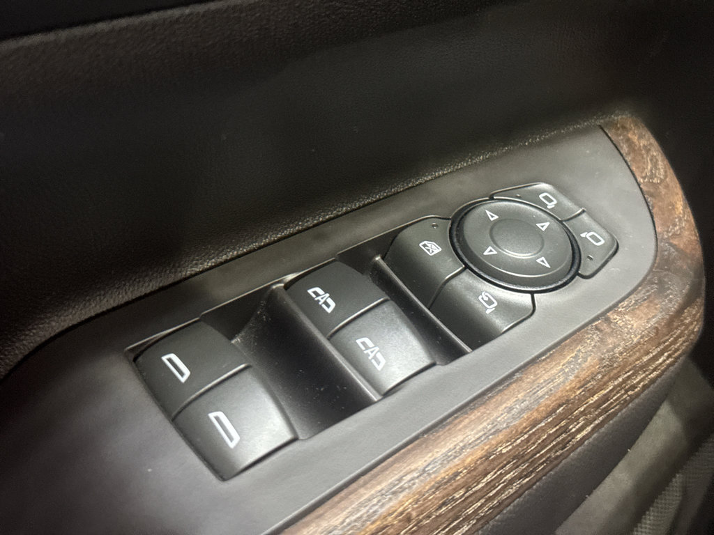 Used 2020 GMC Acadia Denali w/ GMC Pro Grade Package image 37