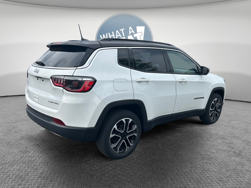 Certified 2023 Jeep Compass Limited AWD/4WD image 3