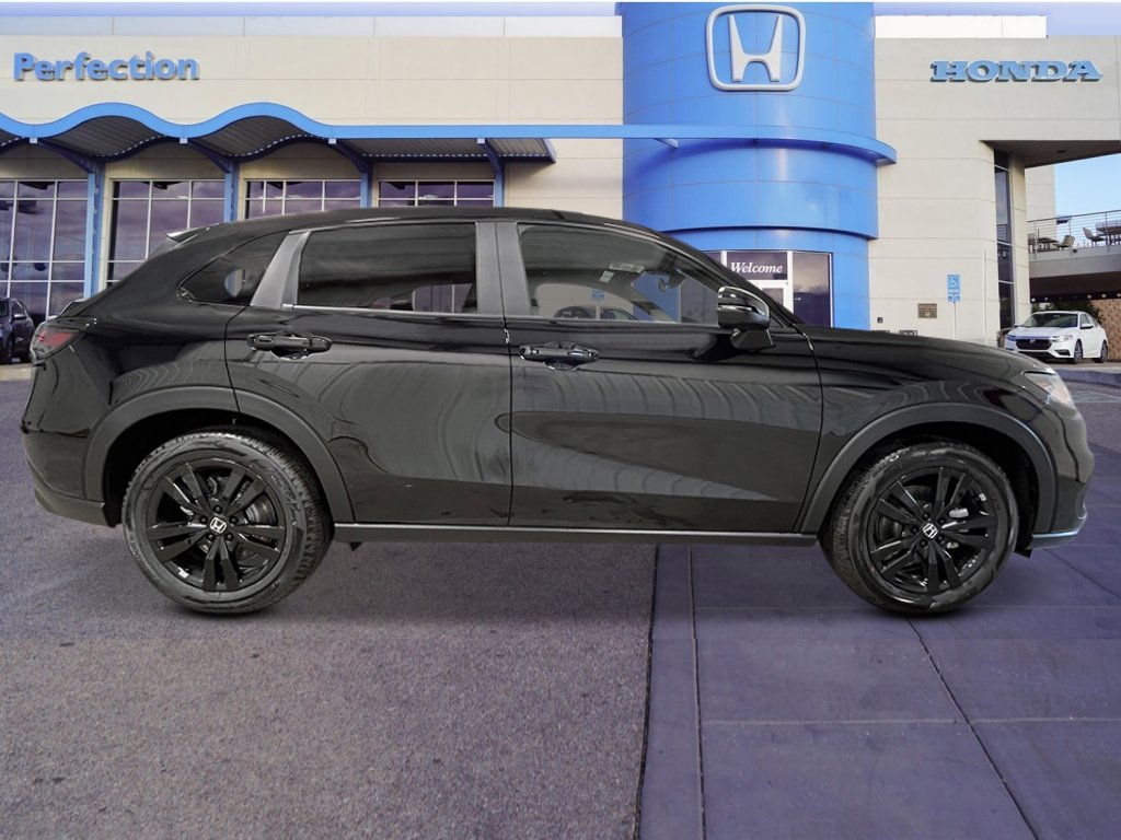 New 2026 Honda HR-V Sport image 8