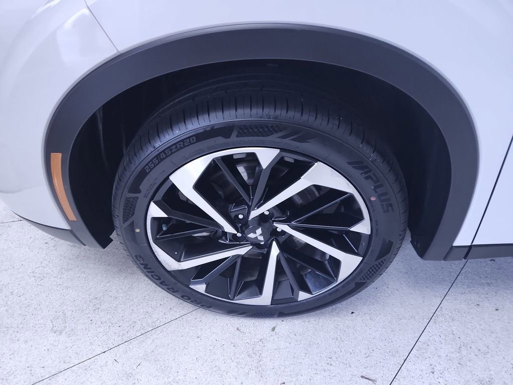 Used 2024 Mitsubishi Outlander SE FWD image 10
