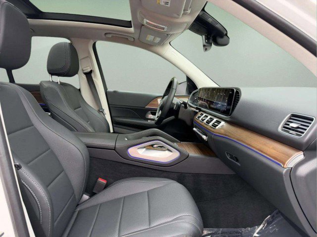 Certified 2025 Mercedes-Benz GLE 350 4MATIC image 28
