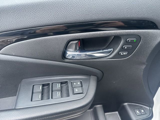 Used 2022 Honda Pilot Touring image 14