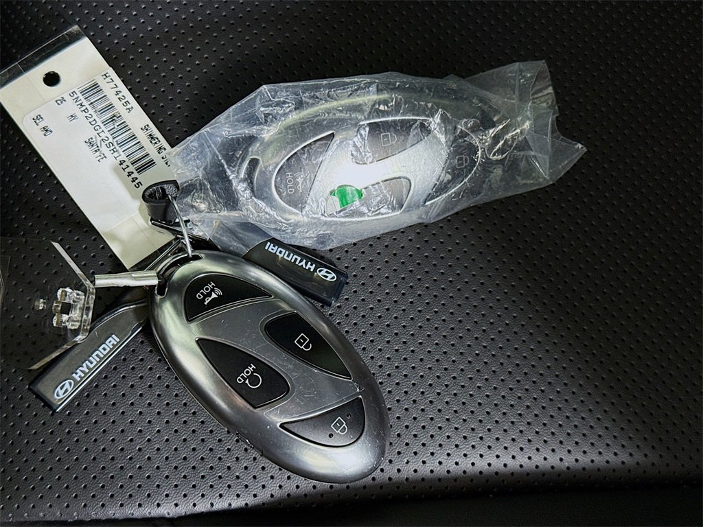 Certified 2025 Hyundai Santa Fe SEL image 35