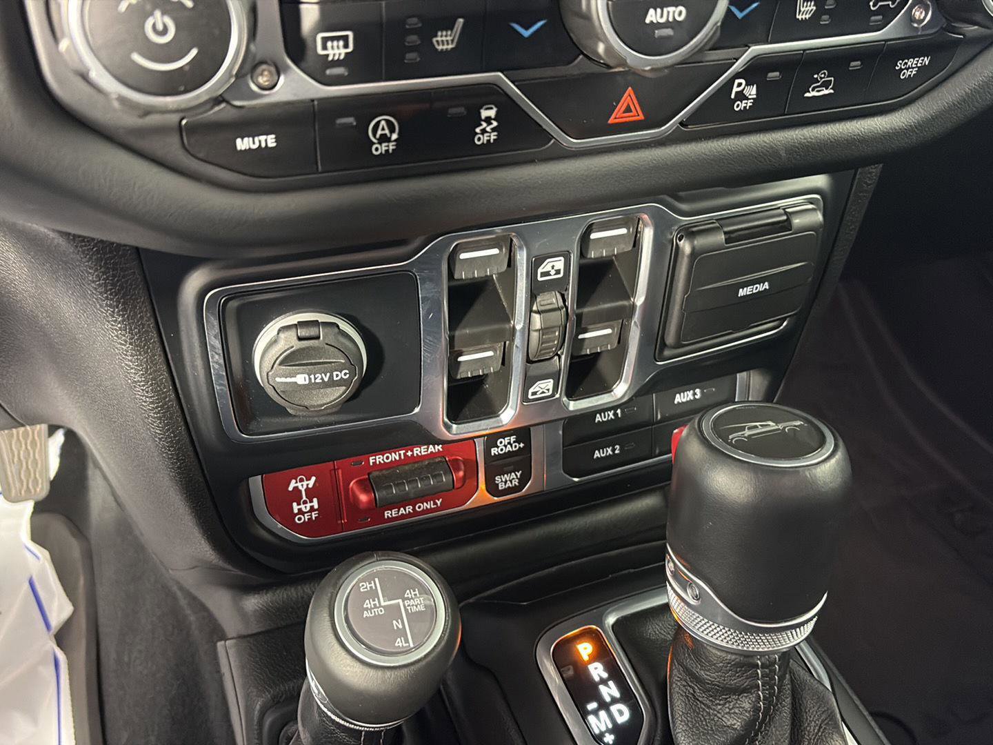 Used 2024 Jeep Gladiator Rubicon image 40