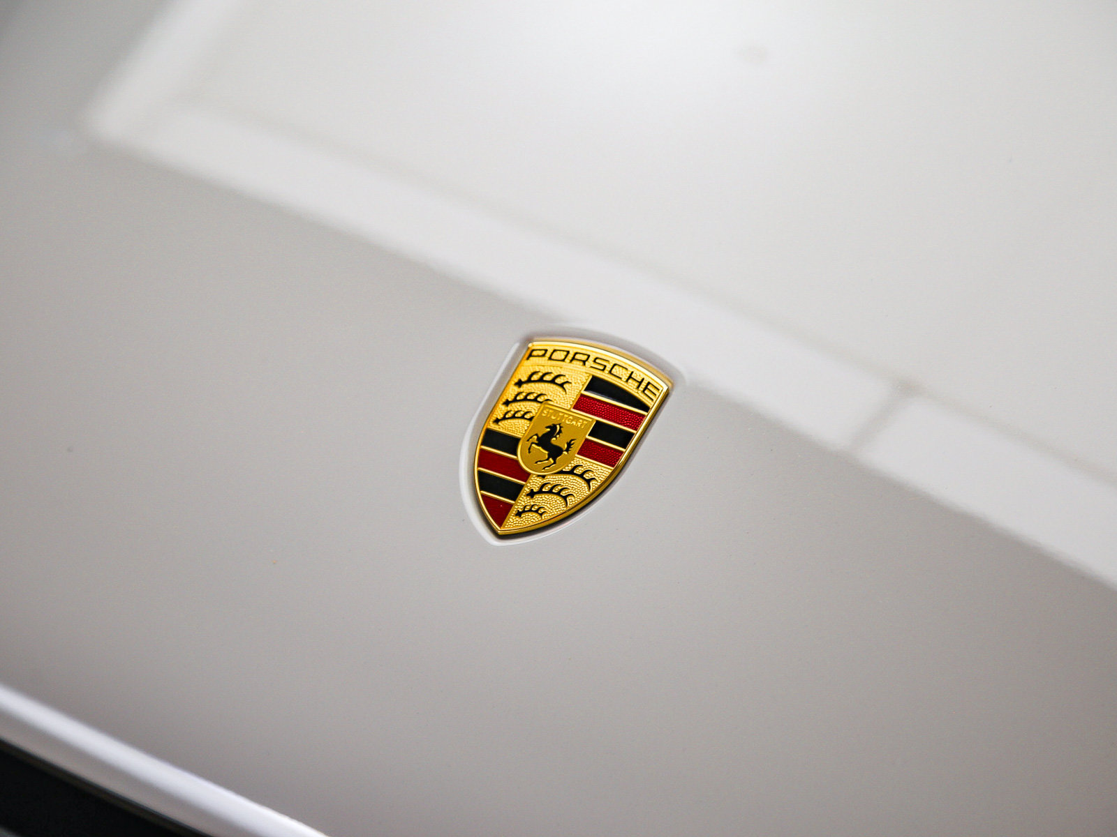 Certified 2026 Porsche Macan AWD/4WD image 12