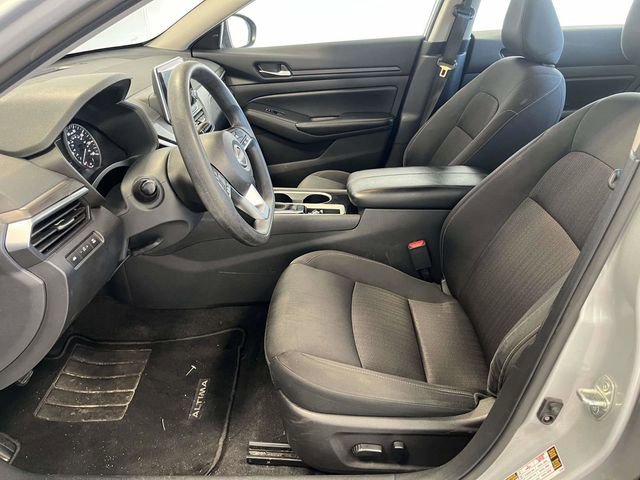 Used 2024 Nissan Altima 2.5 SV image 8