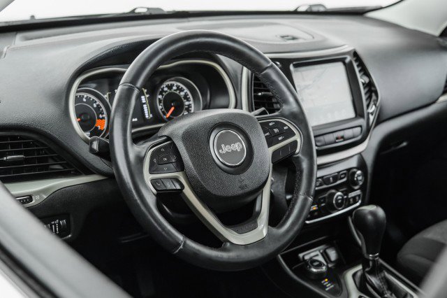 Used 2014 Jeep Cherokee Latitude image 13