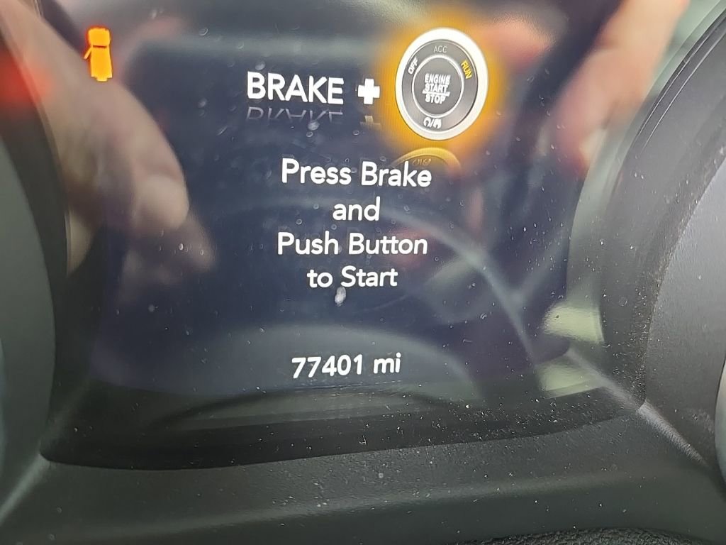 Used 2018 Jeep Wrangler Unlimited Sahara image 13