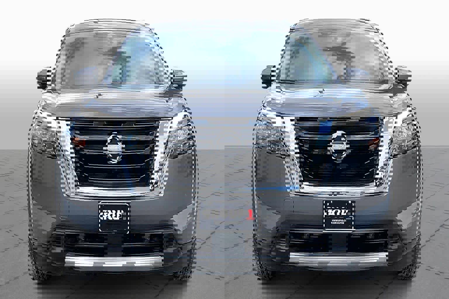 Used 2025 Nissan Pathfinder SL image 4