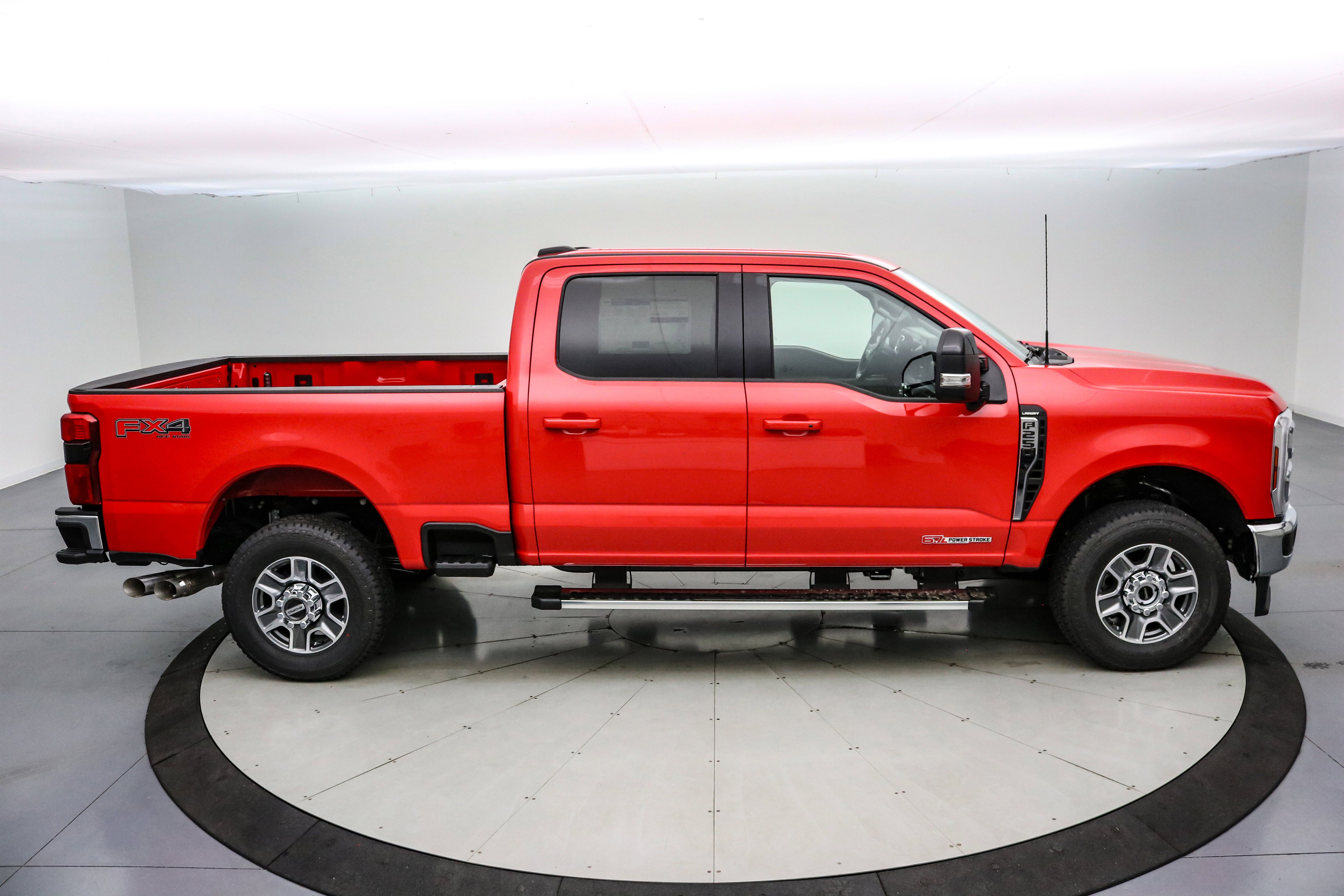 New 2026 Ford F250 Lariat image 3