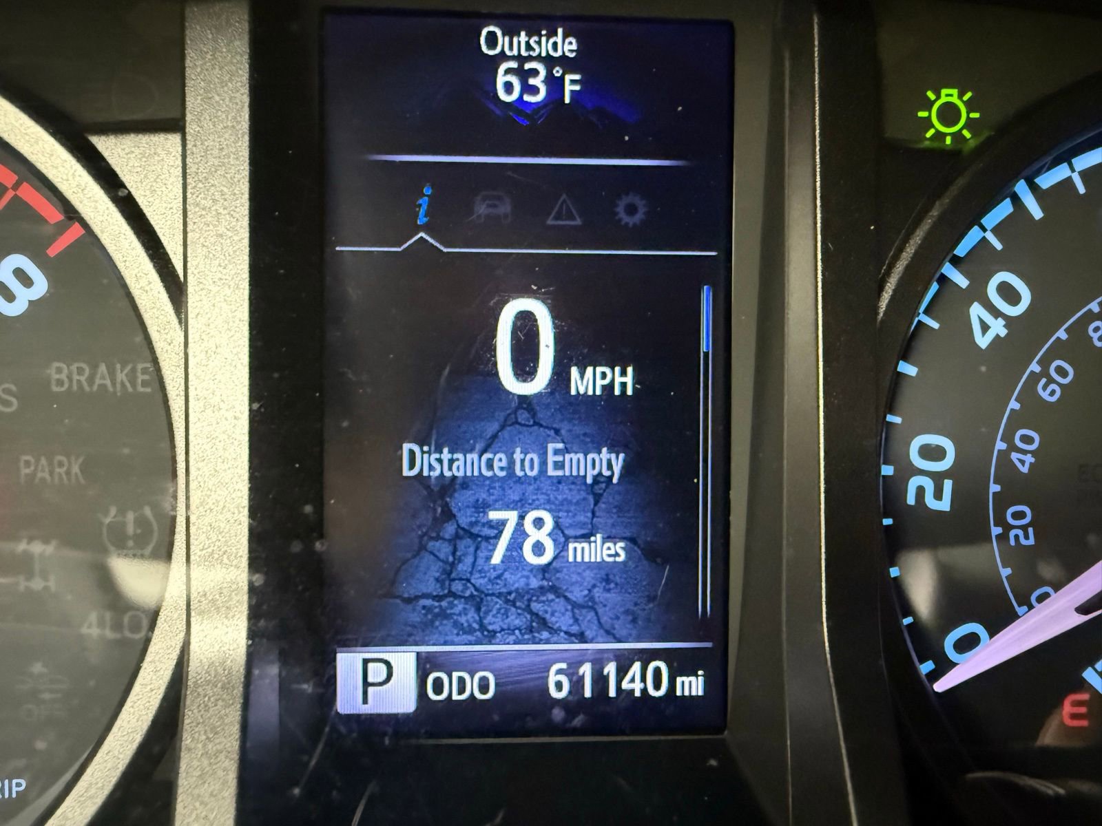 Used 2022 Toyota Tacoma TRD Off-Road image 16