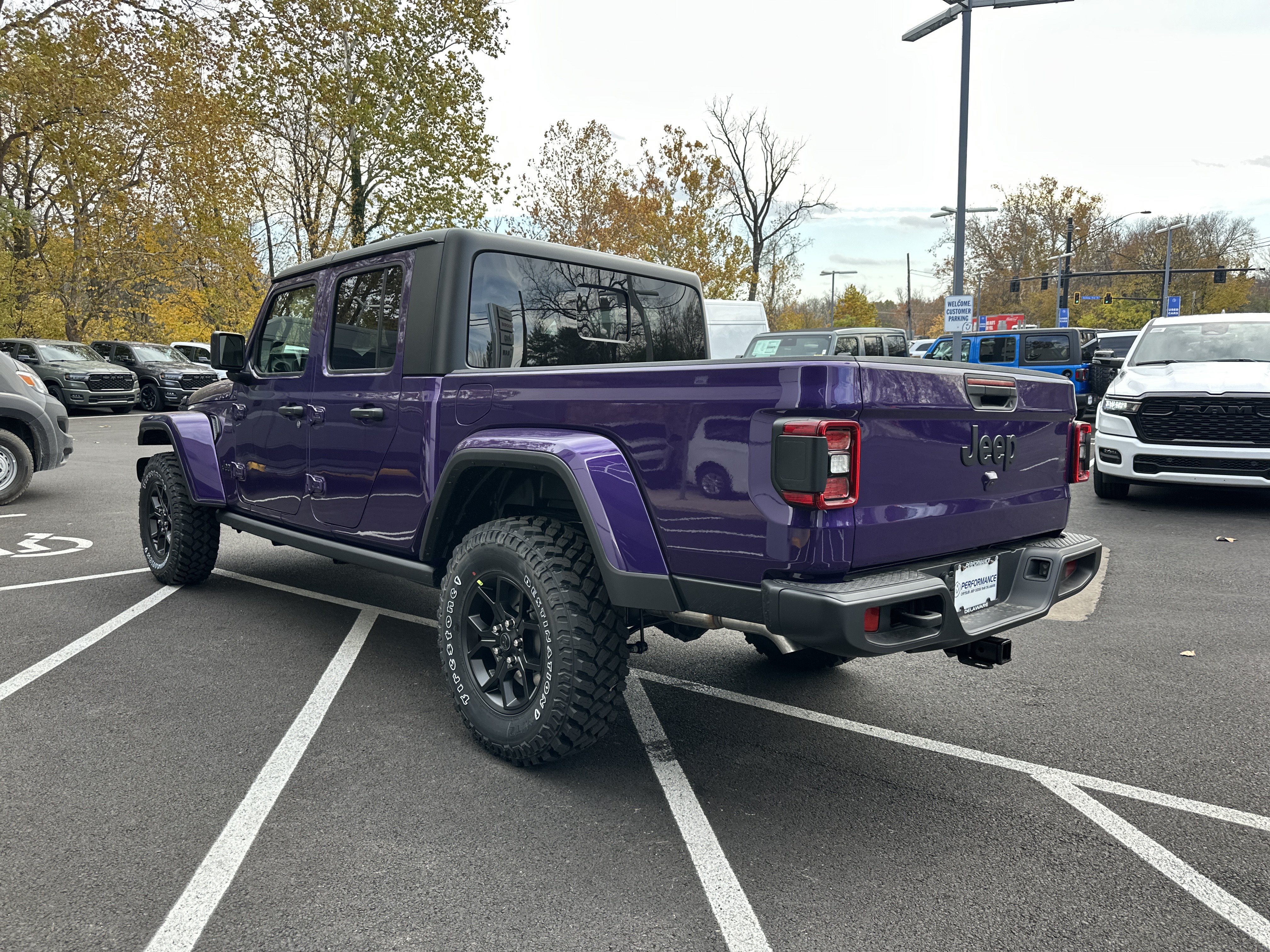 New 2026 Jeep Gladiator Sport AWD/4WD image 24