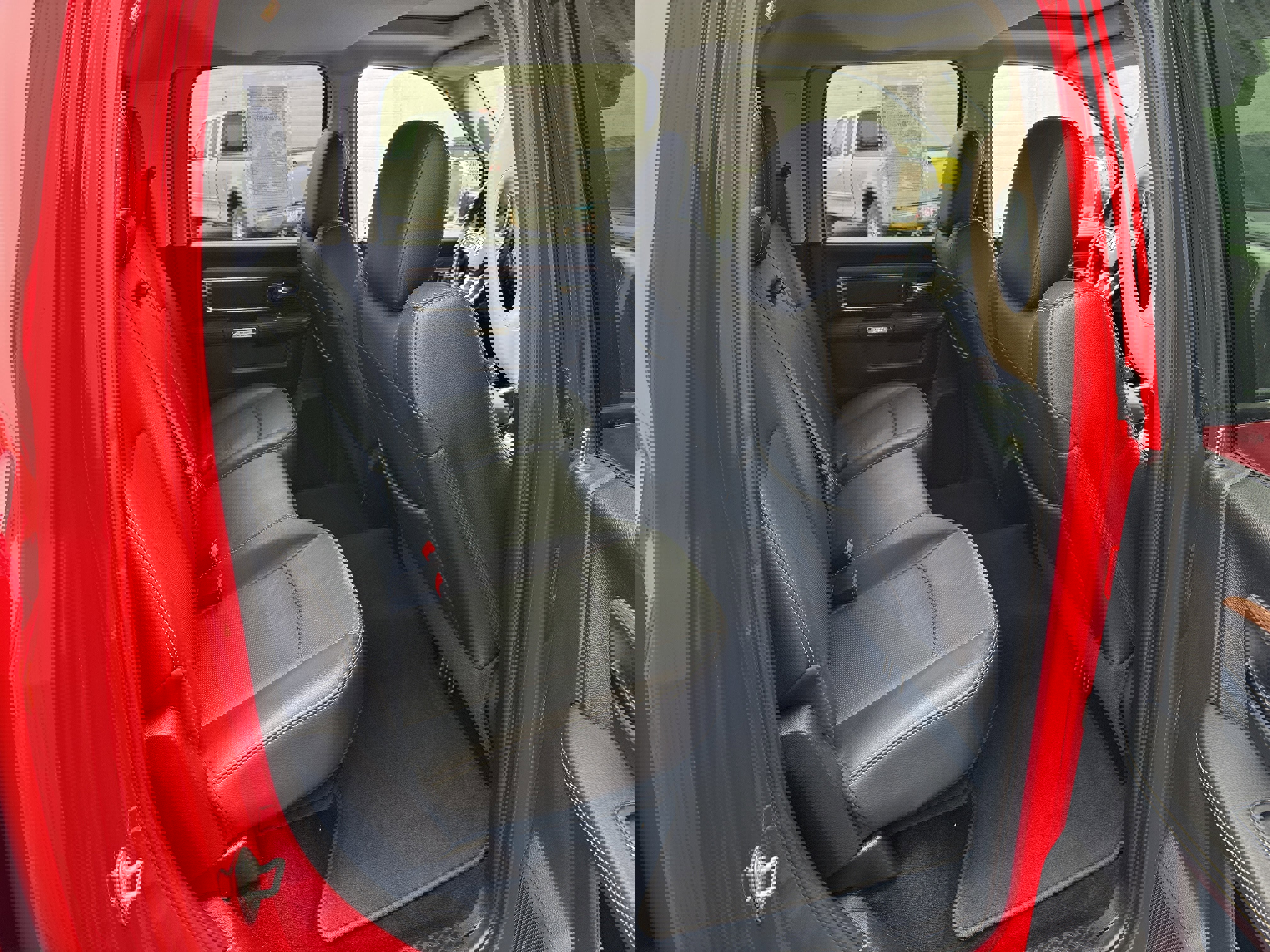 Used 2016 RAM 3500 Laramie w/ Snow Chief Group image 38