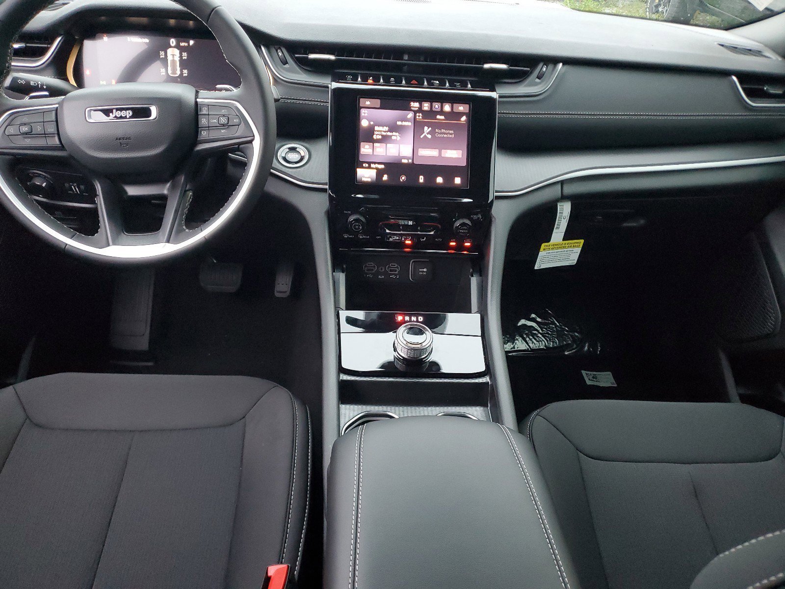 New 2025 Jeep Grand Cherokee Laredo image 14