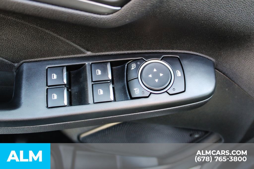 Used 2023 Ford Escape SE image 40