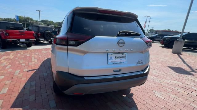 Used 2023 Nissan Rogue SV FWD image 9