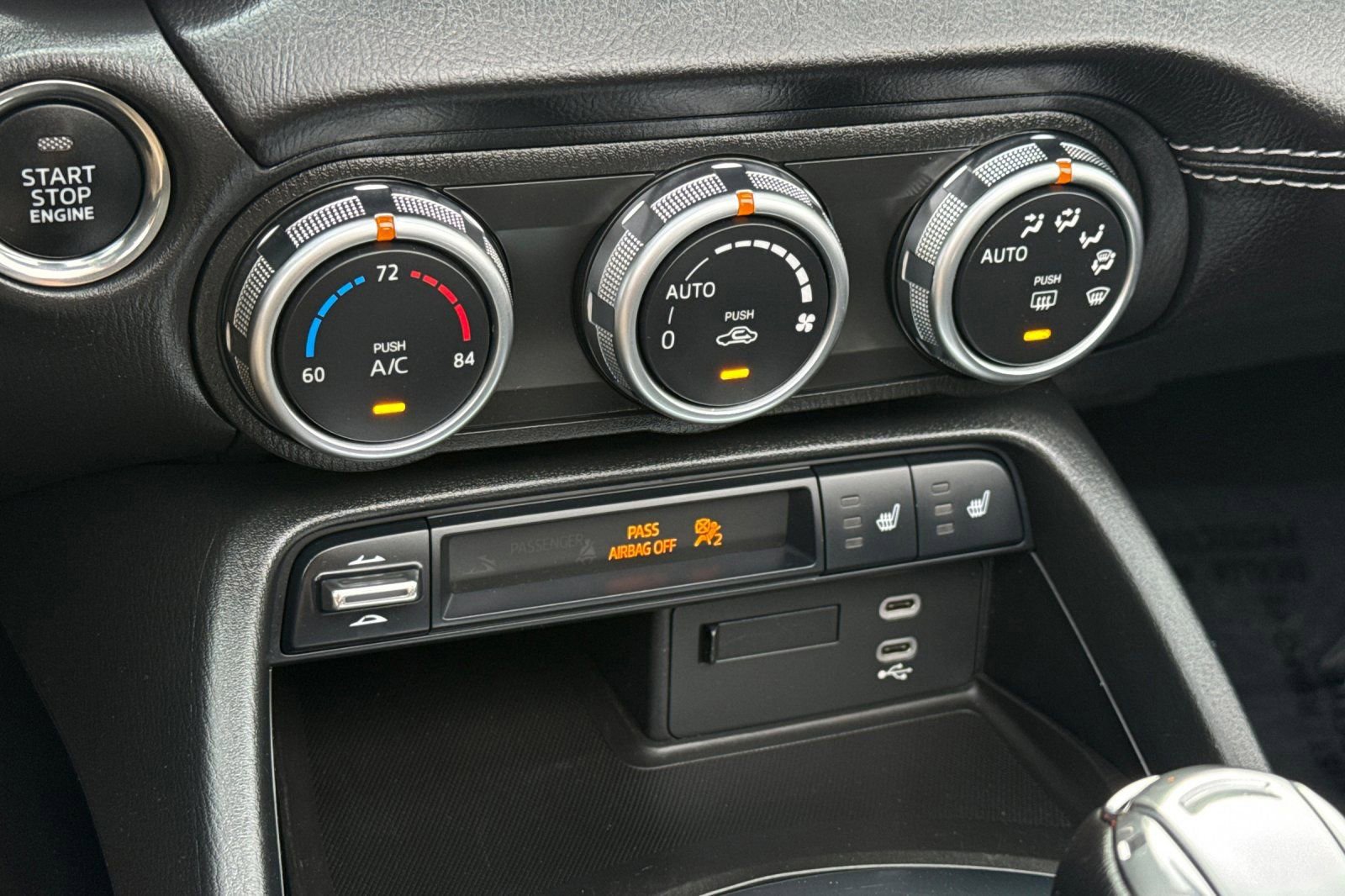 Used 2025 MAZDA MX-5 Miata RF Grand Touring RWD image 19