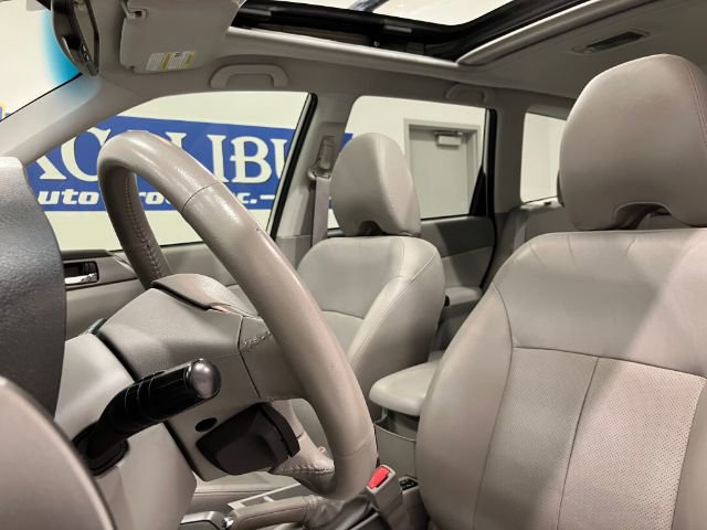Used 2011 Subaru Forester 2.5X Limited w/ Rugged Pkg 1I image 23