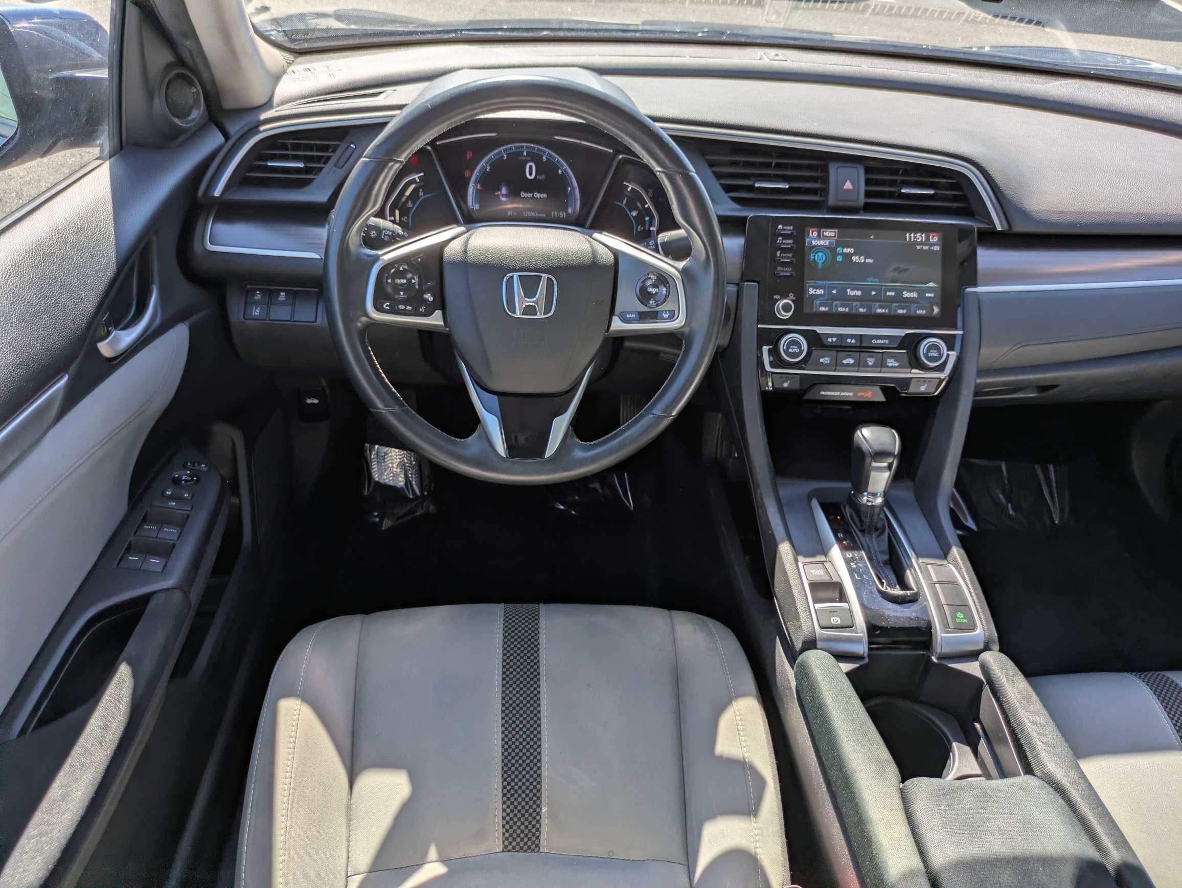 Used 2019 Honda Civic EX image 22