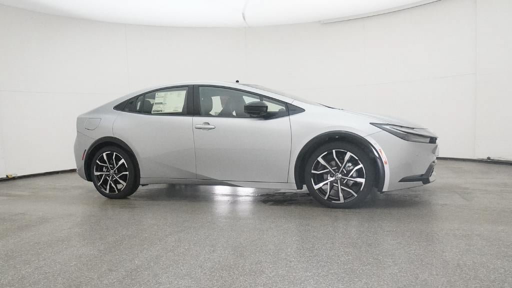 New 2026 Toyota Prius Plug-In Hybrid FWD image 50