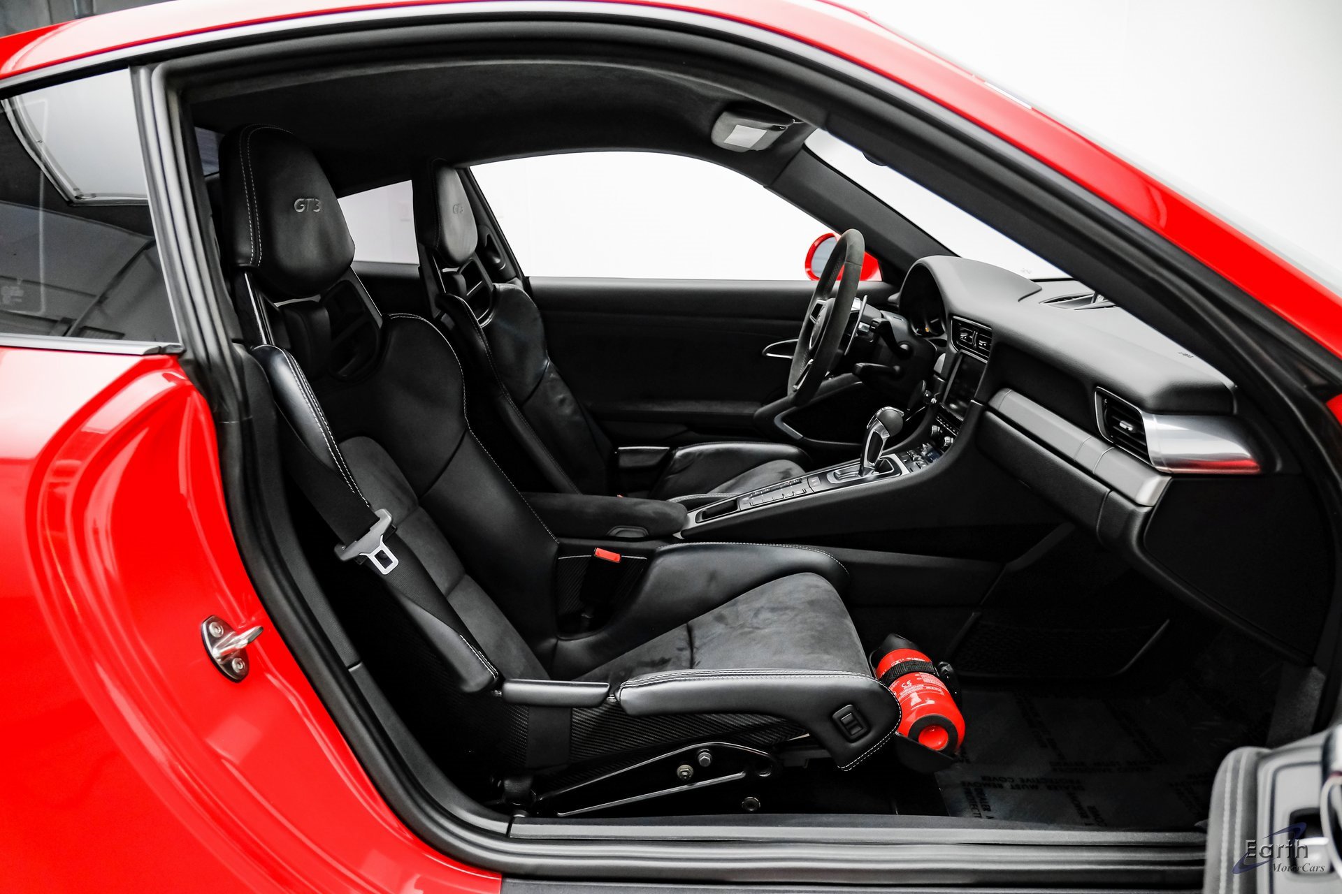 Used 2015 Porsche 911 GT3 image 48