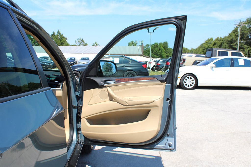Used 2008 BMW X5 3.0si image 31