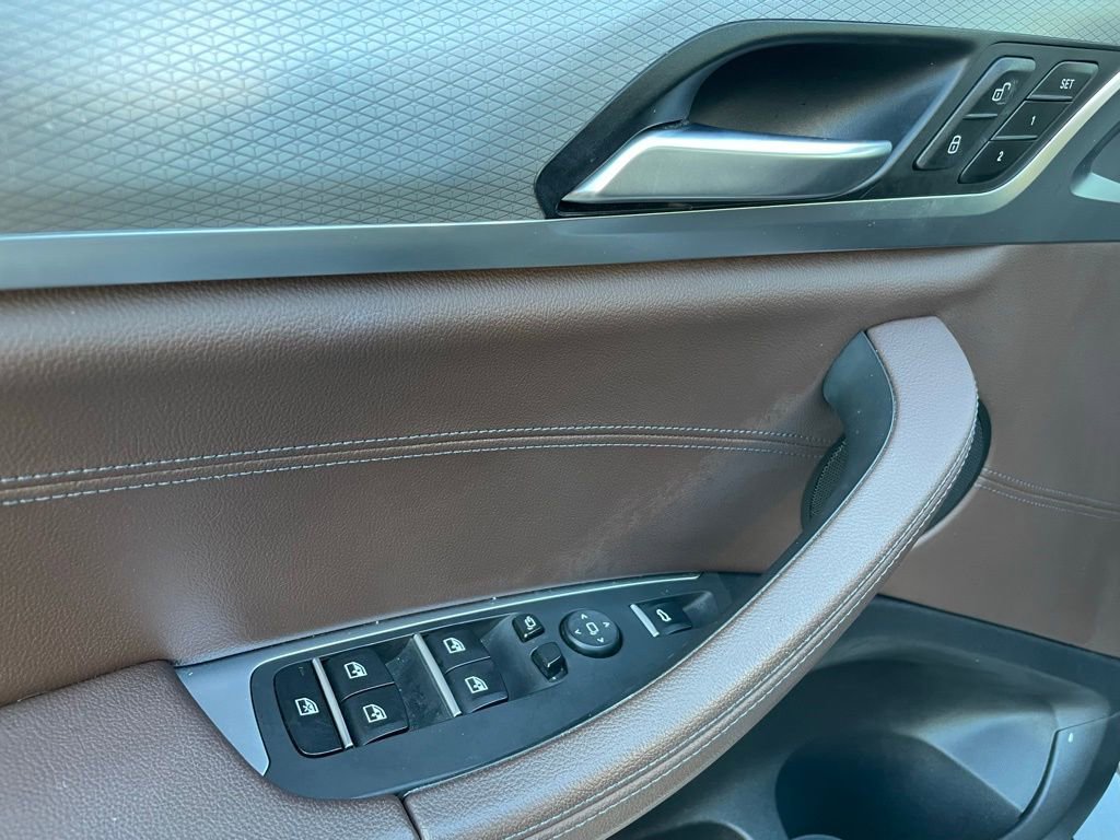 Used 2019 BMW X3 M40i w/ Driving Assistance Package image 11