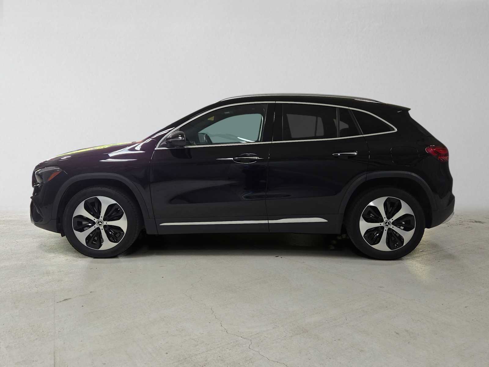 Used 2025 Mercedes-Benz GLA 250 image 7