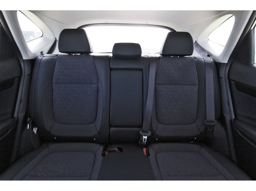 New 2026 Kia Seltos S FWD image 12