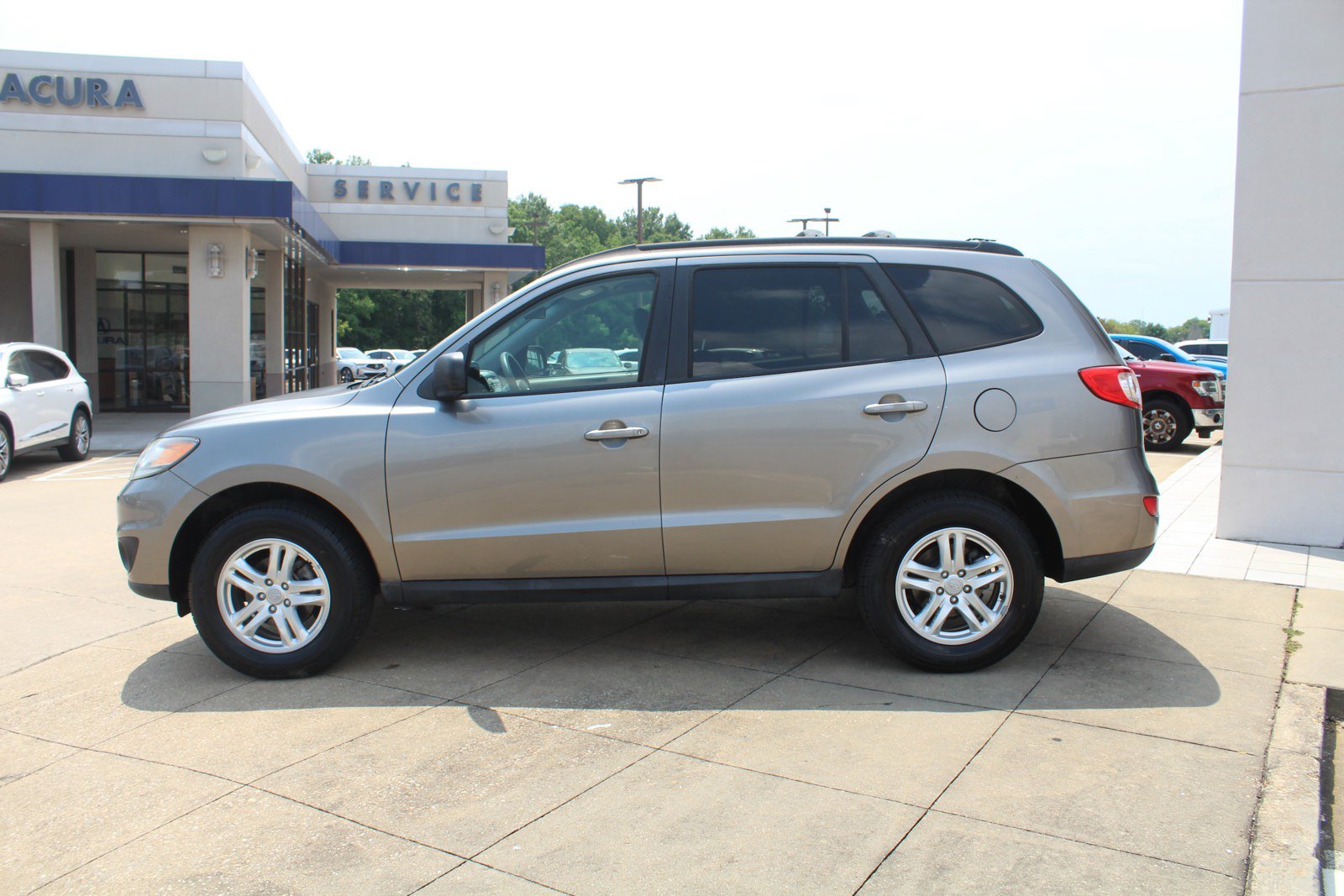 Used 2012 Hyundai Santa Fe GLS AWD/4WD image 7