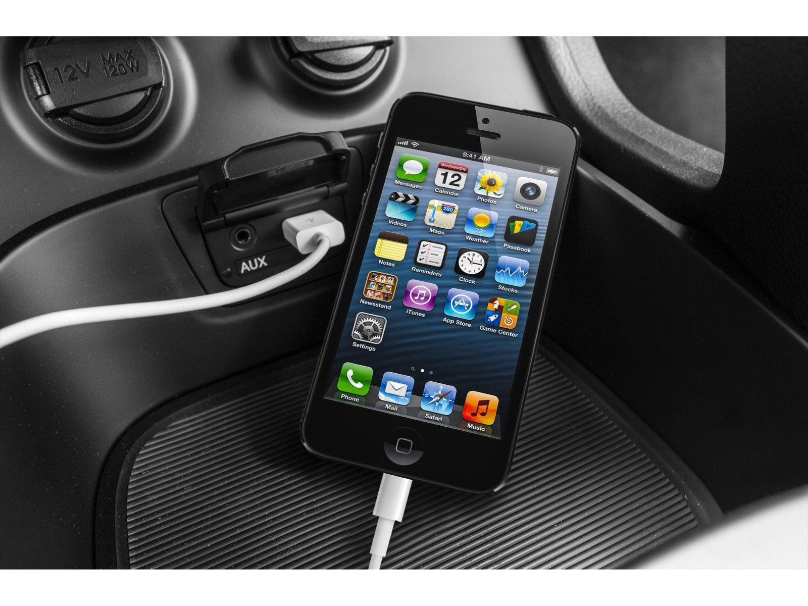 Used 2015 Hyundai Santa Fe Limited w/ Option Group 04 image 11