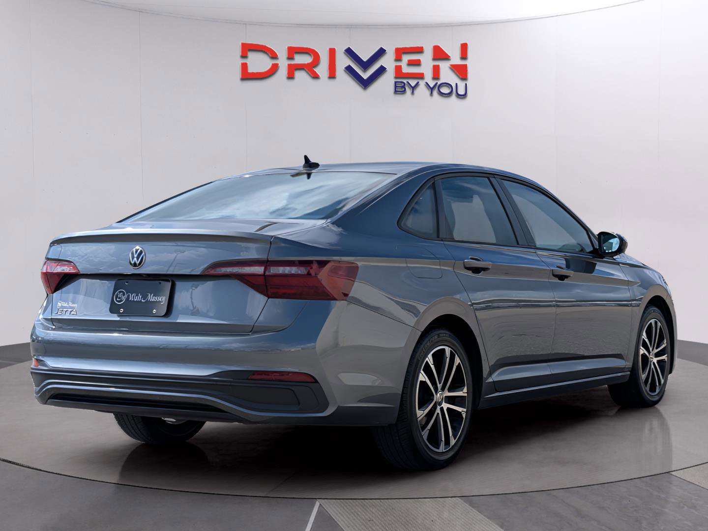 Used 2022 Volkswagen Jetta Sport image 5
