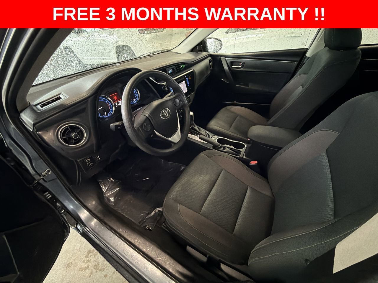 Used 2017 Toyota Corolla LE image 36