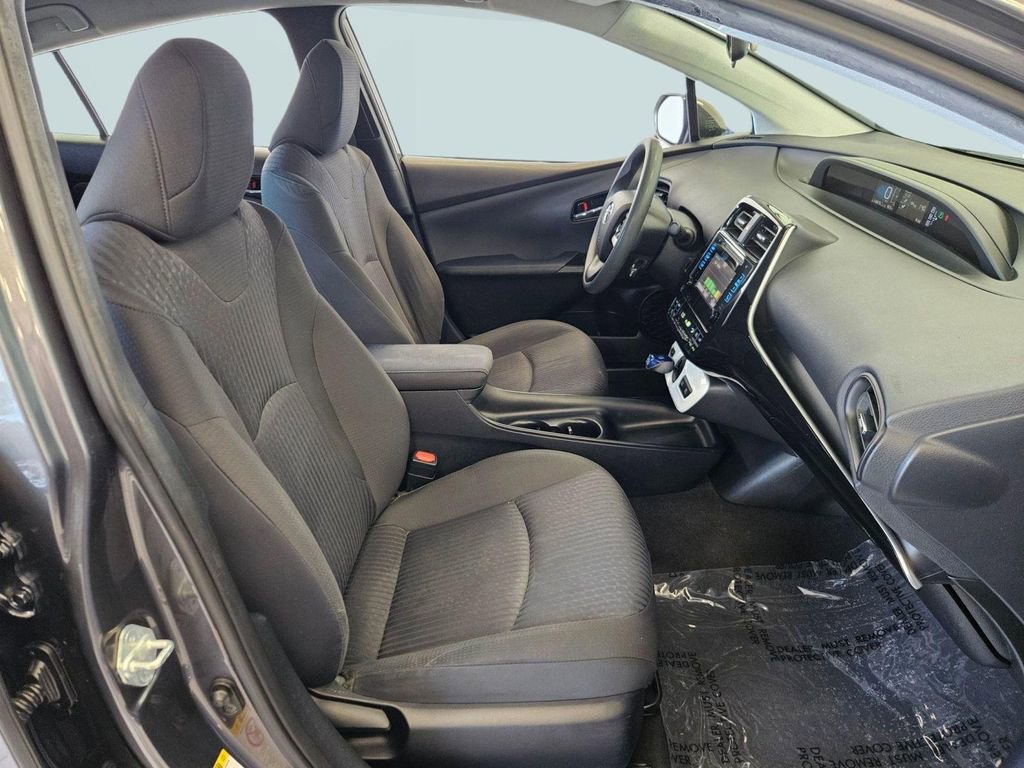 Used 2016 Toyota Prius Two image 28