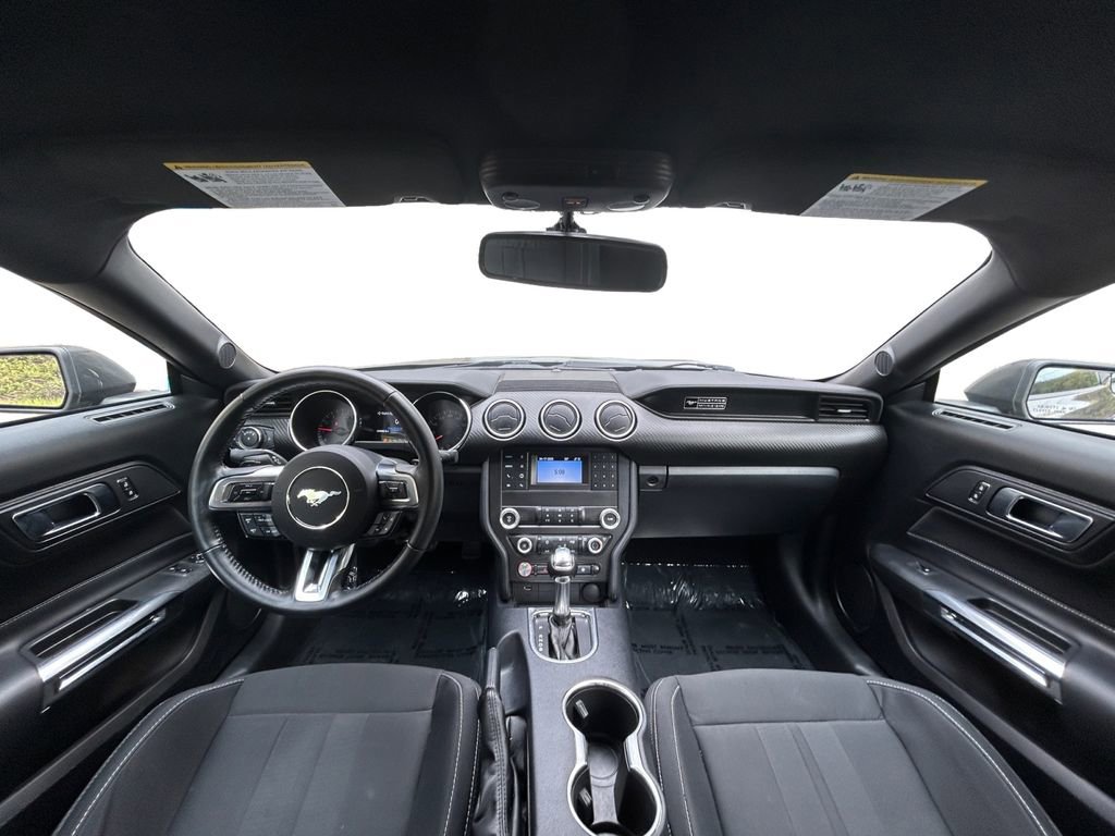 Used 2020 Ford Mustang Coupe image 12