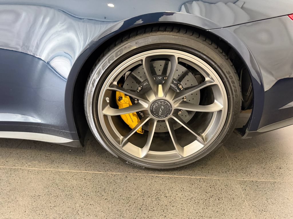 Certified 2015 Porsche 911 GT3 RWD image 11