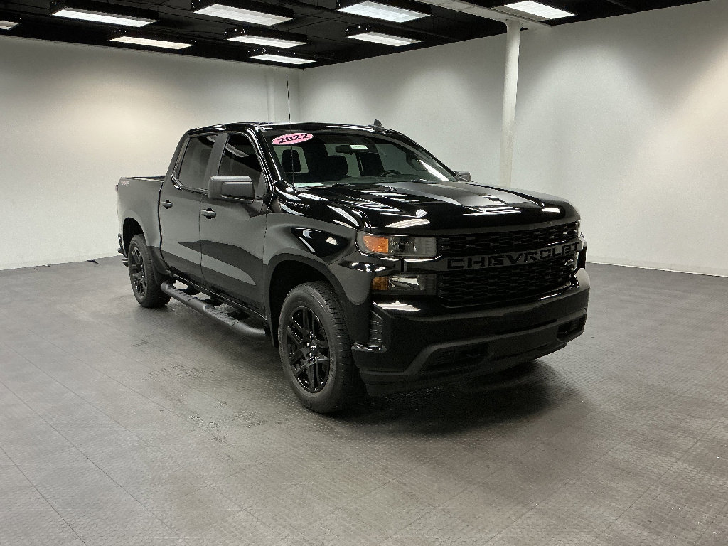 Used 2022 Chevrolet Silverado 1500 Custom w/ Rally Edition AWD/4WD image 7