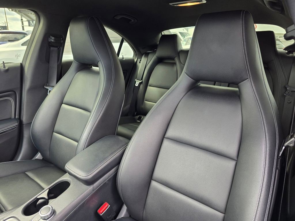 Used 2018 Mercedes-Benz CLA 250 4MATIC image 22