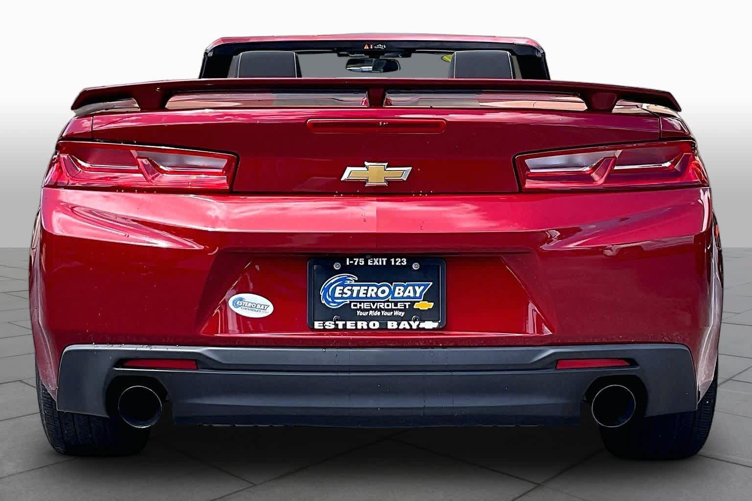 Used 2017 Chevrolet Camaro LT RWD image 5