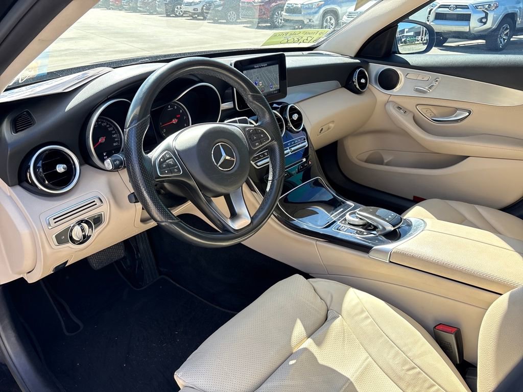 Used 2016 Mercedes-Benz C 300 4MATIC Sedan image 5