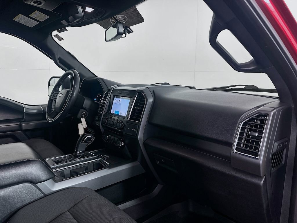 Used 2016 Ford F150 XLT w/ Equipment Group 302A Luxury image 26