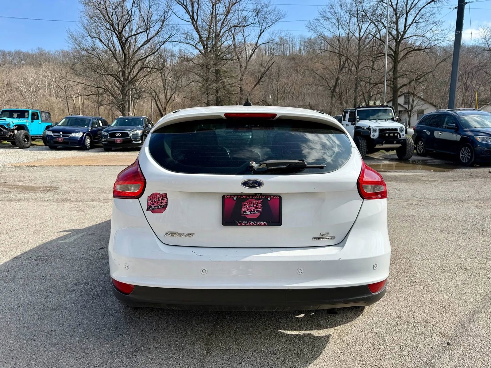 Used 2015 Ford Focus SE image 6