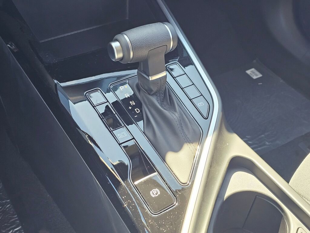 New 2026 Kia Niro LX FWD image 17